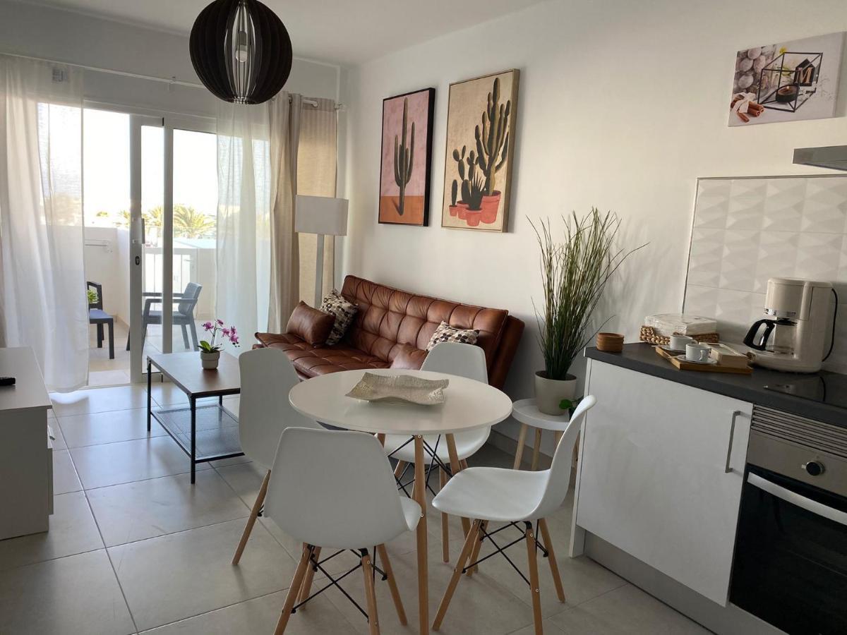 White Suite Deluxe Costa Teguise Bagian luar foto
