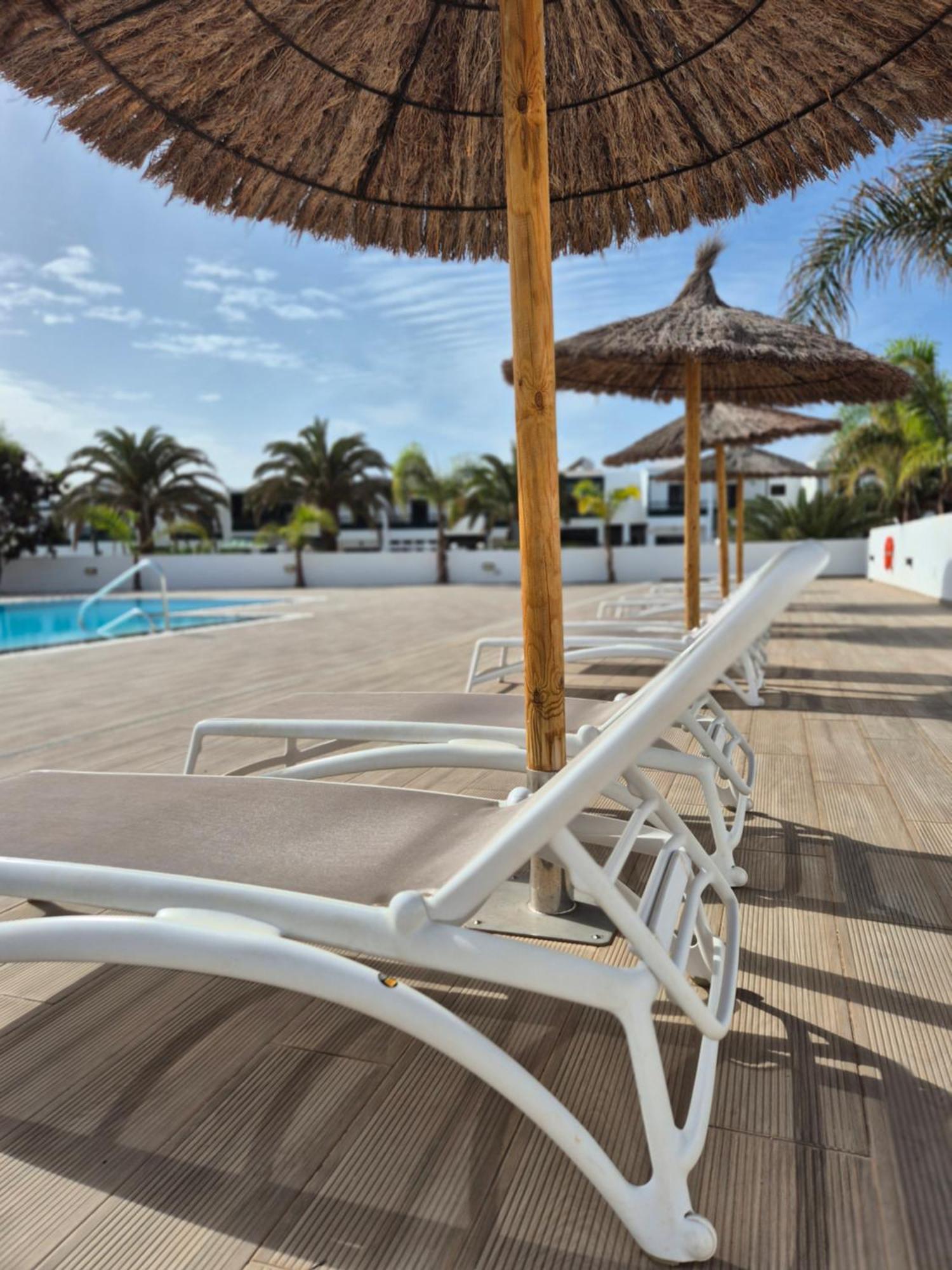 White Suite Deluxe Costa Teguise Bagian luar foto